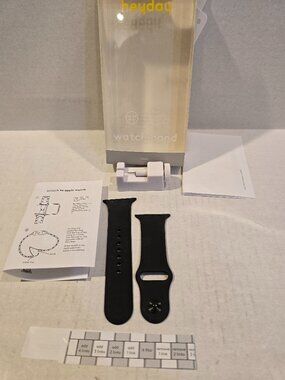 Apple Watch Sport Band Hey Day Black 42 mm 44 mm Case Sizes New Opened Box